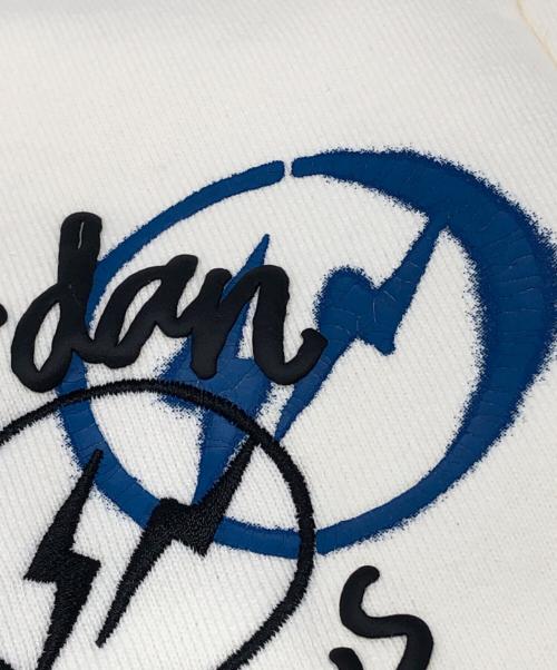 JORDAN（ジョーダン）JORDAN (ジョーダン) TRAVIS SCOTT (トラヴィススコット) FRAGMENT DESIGN (フラグメントデザイン) ロゴスウェットハーフパンツ アイボリー サイズ:Lの古着・服飾アイテム