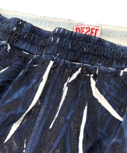 DIESEL（ディーゼル）DIESEL (ディーゼル) Track pants with shadowy overprint ネイビー サイズ:Mの古着・服飾アイテム