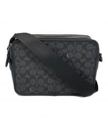COACH（コーチ）の古着「チャーター クロスボディ 24 シグネチャー キャンバス」｜ブラック