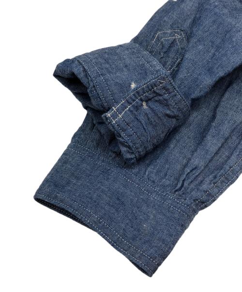 POST O'ALLS（ポストオーバーオールズ）POST O'ALLS (ポストオーバーオールズ) シャンブレープルオーバーシャツ ブルー サイズ:Mの古着・服飾アイテム