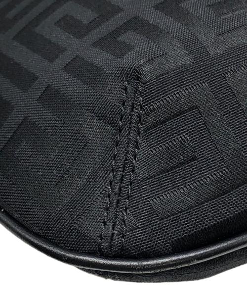 GIVENCHY（ジバンシィ）GIVENCHY (ジバンシィ) 4G ロゴワンショルダーバッグ ブラック サイズ:下記参照の古着・服飾アイテム
