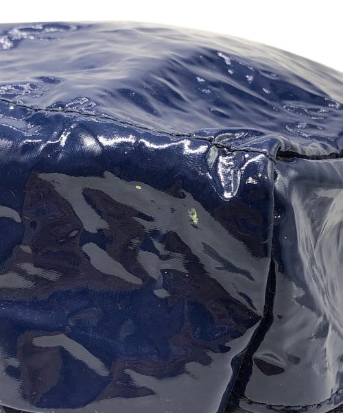 PLEATS PLEASE（プリーツプリーズ）PLEATS PLEASE (プリーツプリーズ) NOUGAT エナメルショルダーバッグ ネイビー サイズ:下記参照の古着・服飾アイテム