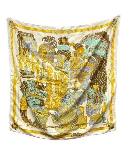HERMES（エルメス）HERMES (エルメス) カレ90 シルクスカーフ ”羽飾りの兜” ベージュ×イエロー サイズ:下記参照の古着・服飾アイテム