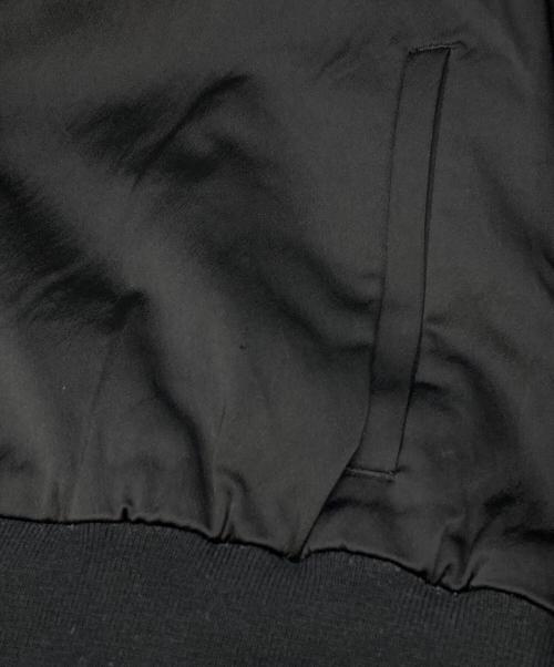 sheller（シェリエ）sheller (シェリエ) ボタンサテンブルゾン ブラック サイズ:Fの古着・服飾アイテム