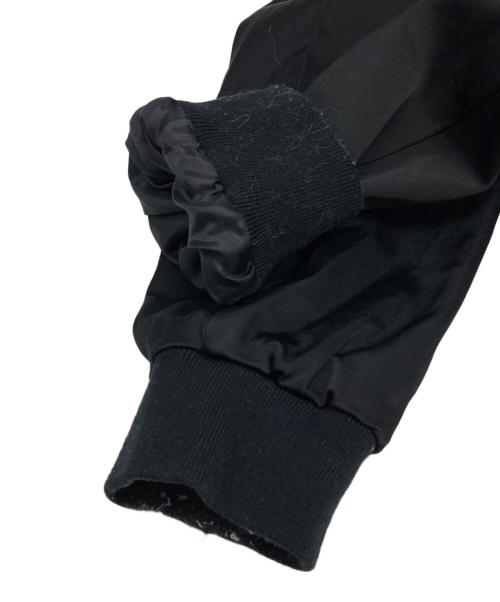 sheller（シェリエ）sheller (シェリエ) ボタンサテンブルゾン ブラック サイズ:Fの古着・服飾アイテム