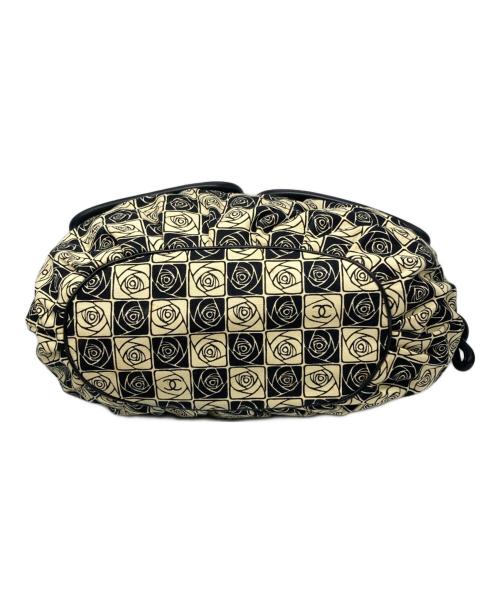 CHANEL（シャネル）CHANEL (シャネル) ココボール カメリアチェックトートバッグ アイボリー×ブラック サイズ:下記参照の古着・服飾アイテム