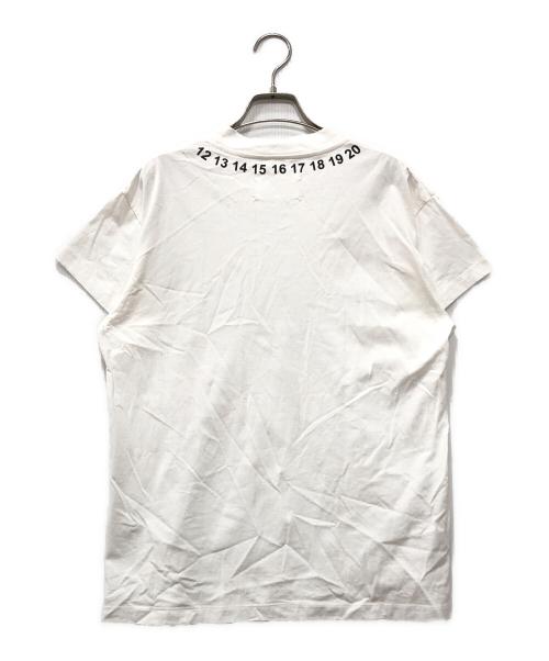 Maison Margiela（メゾンマルジェラ）Maison Margiela (メゾンマルジェラ) カレンダープリントTシャツ ホワイト サイズ:XSの古着・服飾アイテム