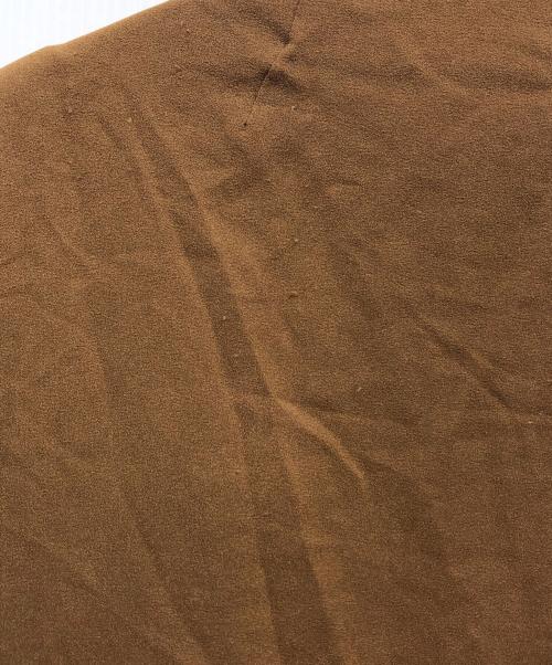 TOGA PULLA（トーガ プルラ）TOGA PULLA (トーガ プルラ) crop wave blouse ベージュ サイズ:36の古着・服飾アイテム