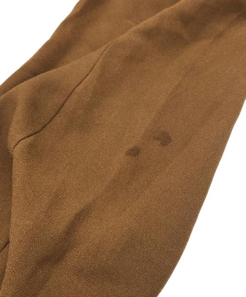TOGA PULLA（トーガ プルラ）TOGA PULLA (トーガ プルラ) crop wave blouse ベージュ サイズ:36の古着・服飾アイテム