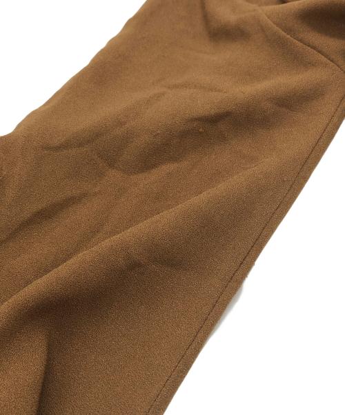 TOGA PULLA（トーガ プルラ）TOGA PULLA (トーガ プルラ) crop wave blouse ベージュ サイズ:36の古着・服飾アイテム