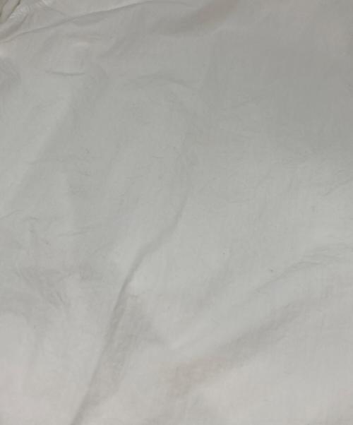 ARTS&SCIENCE（アーツアンドサイエンス）ARTS&SCIENCE (アーツアンドサイエンス) バンドカラープルオーバーシャツ ホワイト サイズ:3の古着・服飾アイテム