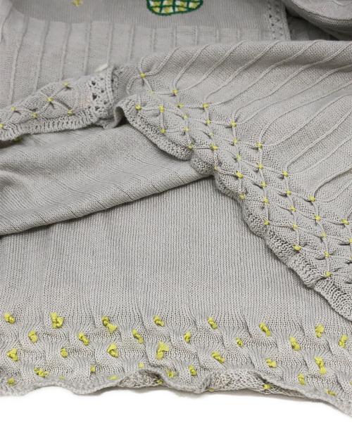 mina perhonen（ミナ ペルホネン）mina perhonen (ミナ ペルホネン) 刺繍カーディガン ベージュ サイズ:38の古着・服飾アイテム