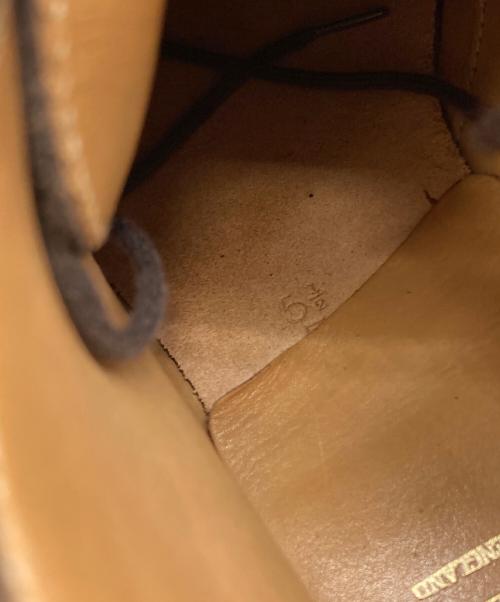 Crockett & Jones（クロケット＆ジョーンズ）Crockett & Jones (クロケット＆ジョーンズ) CHERTSEYスウェードチャッカブーツ ブラウン サイズ:5 1/2の古着・服飾アイテム