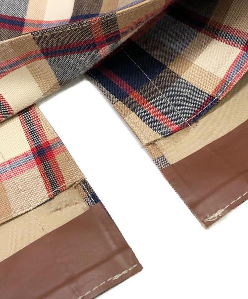104 MACKINTOSH（104マッキントッシュ）104 MACKINTOSH (104マッキントッシュ) FOX BROTHERS (フォックスブラザーズ) ウールリネン チェック柄ゴム引きコート ベージュ サイズ:38の古着・服飾アイテム