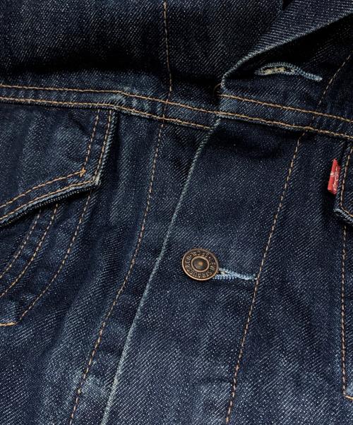 LEVI'S（リーバイス）LEVI'S (リーバイス) 70550 デカパッチ デニムジャケット インディゴ サイズ:Lの古着・服飾アイテム