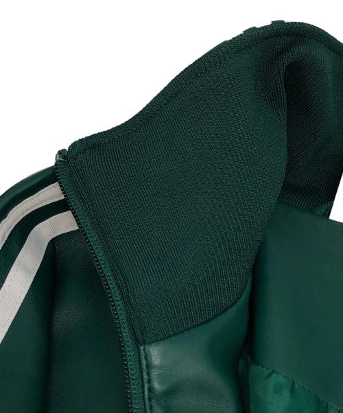 adidas（アディダス）adidas (アディダス) フェイクレザー アディカラー スリーストライプス ルーズ ファイヤーバード トラックスーツジャケット グリーン サイズ:Lの古着・服飾アイテム