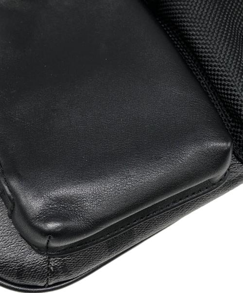COACH（コーチ）COACH (コーチ) ボディーバッグ ブラック サイズ:下記参照の古着・服飾アイテム