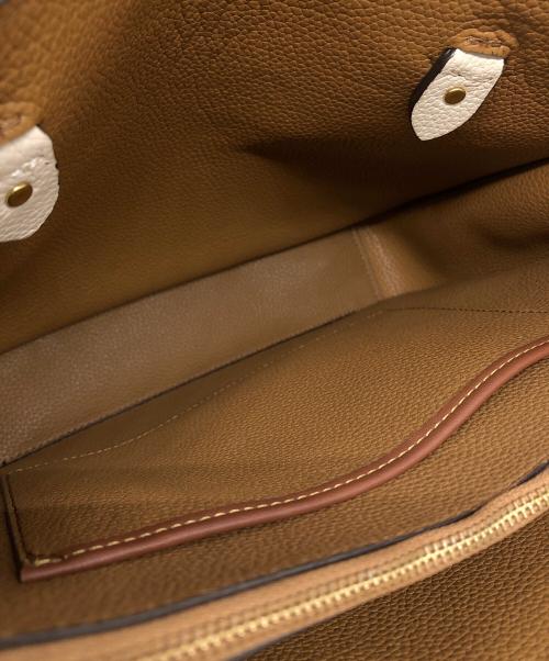 COACH（コーチ）COACH (コーチ) タイラー キャリーオール 28 アイボリー サイズ:下記参照の古着・服飾アイテム