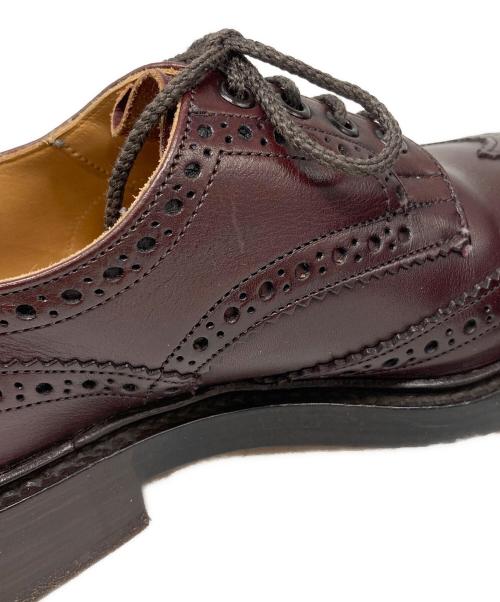 Tricker's（トリッカーズ）Tricker's (トリッカーズ) BOURTON ウイングチップシューズ バーガンディー サイズ:8 1/2の古着・服飾アイテム