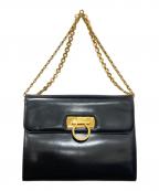 Salvatore Ferragamoサルヴァトーレ フェラガモ）の古着「ガンチーニチェーンフラップショルダーバッグ」｜ブラック×ゴールド