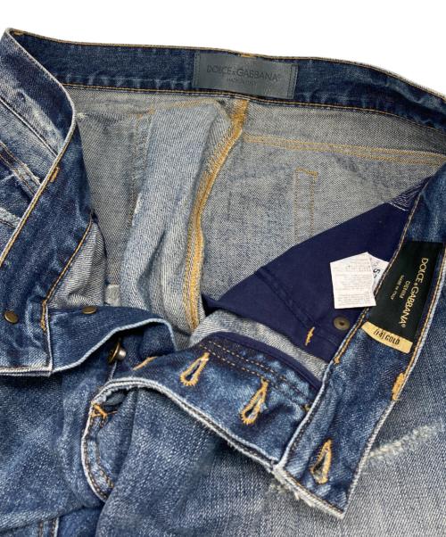 DOLCE & GABBANA（ドルチェ＆ガッバーナ）DOLCE & GABBANA (ドルチェ＆ガッバーナ) ダメージ×リペアデニムパンツ ブルー サイズ:52の古着・服飾アイテム