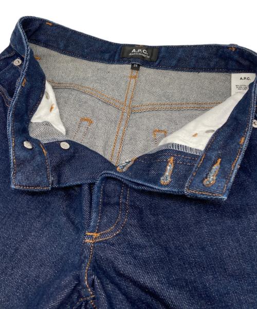A.P.C.（アーペーセー）A.P.C. (アーペーセー) フレアデニムパンツ ブルー サイズ:25の古着・服飾アイテム