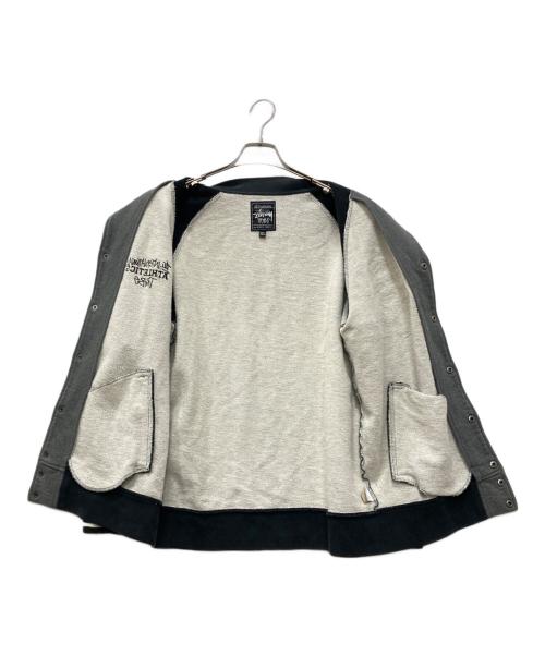 stussy（ステューシー）stussy (ステューシー) スウェットスタジャン グレー×ブラック サイズ:XLの古着・服飾アイテム