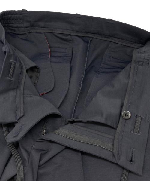 movb（モーヴ）MOVB (モーヴ) フレックスモーショントラベルスラックス Type2 スリムフィット ネイビー サイズ:46の古着・服飾アイテム