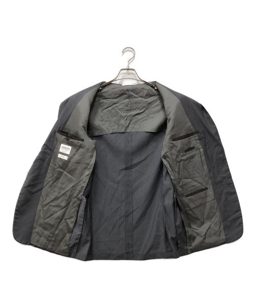ARMANI COLLEZIONI（アルマーニ コレツィオーニ）ARMANI COLLEZIONI (アルマーニ コレツィオーニ) 2Bセットアップスーツ グレー サイズ:50の古着・服飾アイテム