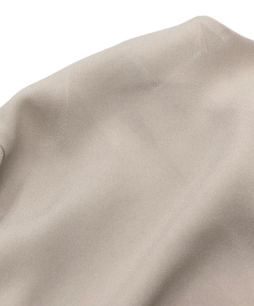 theory luxe（セオリーリュクス）theory luxe (セオリーリュクス) Cleven Kadie Blouse ベージュ サイズ:S32の古着・服飾アイテム