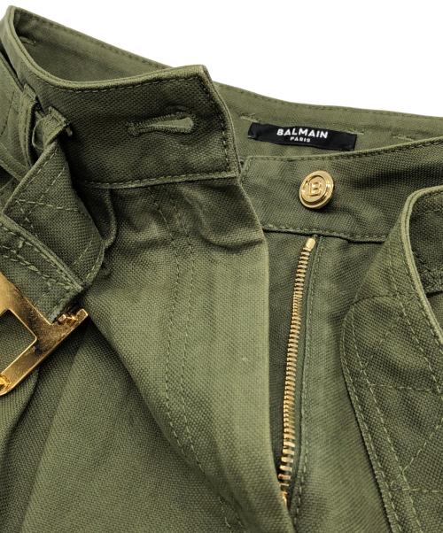 BALMAIN（バルマン）BALMAIN (バルマン) ロゴバックルパンツ グリーン サイズ:34の古着・服飾アイテム