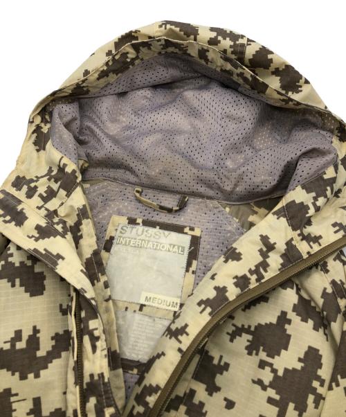 OLD STUSSY（オールドステューシー）OLD STUSSY (オールドステューシー) デジカモマウンテンパーカー ベージュ サイズ:Mの古着・服飾アイテム