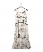 HER LIP TOハーリップトゥ）の古着「Endless Romance Long Dress」｜ホワイト