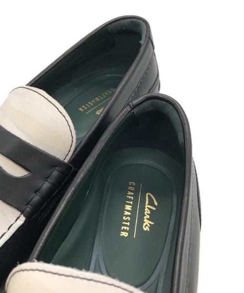 CLARKS（クラークス）CLARKS (クラークス) CraftJames Lo ローファー ブラック×ホワイト サイズ:UK8の古着・服飾アイテム