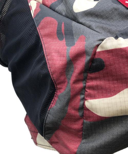 SUPREME（シュプリーム）Supreme (シュプリーム) 21SS レッドカモフラバックパック レッド サイズ:下記参照の古着・服飾アイテム