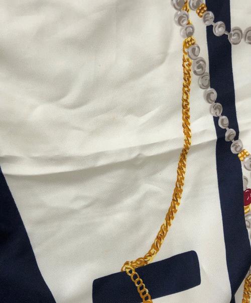 CHANEL（シャネル）CHANEL (シャネル) ジュエリープリントシルクスカーフ ホワイト サイズ:下記参照の古着・服飾アイテム