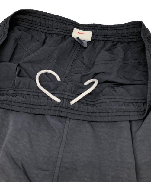 NIKE（ナイキ）NIKE (ナイキ) stussy (ステューシー) WATER SHORT グレー サイズ:XLの古着・服飾アイテム