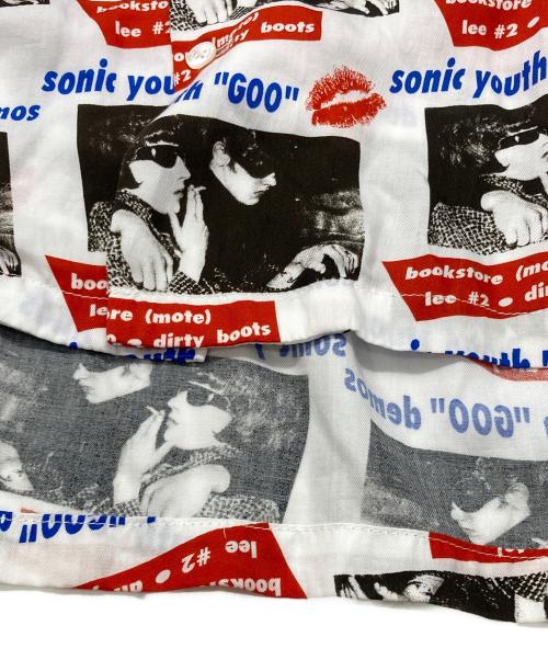 Hysteric Glamour（ヒステリックグラマー）Hysteric Glamour (ヒステリックグラマー) SONIC YOUTH/GOO DEMOS柄 オープンカラーシャツ ホワイト×ブラック×レッド サイズ:XLの古着・服飾アイテム