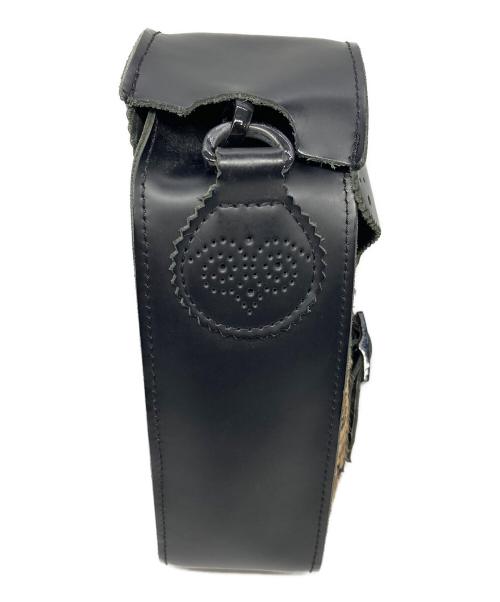Dr.Martens（ドクターマーチン）Dr.Martens (ドクターマーチン) HEART PURSE レオパードショルダーバッグ ブラック×ベージュの古着・服飾アイテム