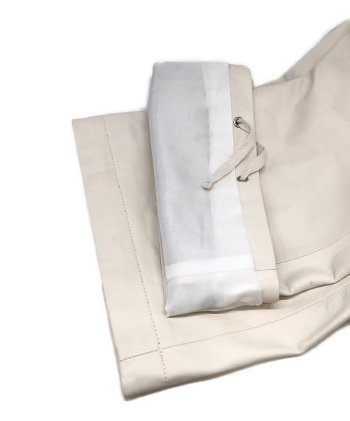 NOMANUAL（ノーマニュアル）NOMANUAL (ノーマニュアル) LEATHER CARGO PANTS アイボリー サイズ:Mの古着・服飾アイテム