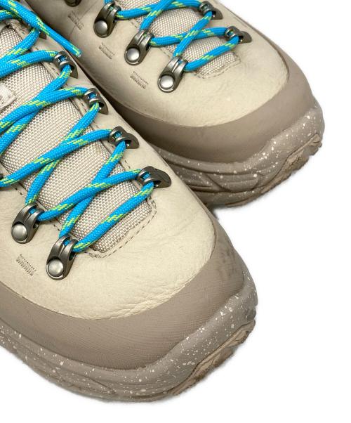 HOKA（ホカ）HOKA (ホカ) TOR SUMMIT ベージュ サイズ:25.5cmの古着・服飾アイテム