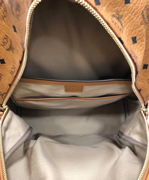 MCM（エムシーエム）MCM (エムシーエム) ヴィセトス STARK レザースタッズバックパック ブラウン サイズ:下記参照の古着・服飾アイテム