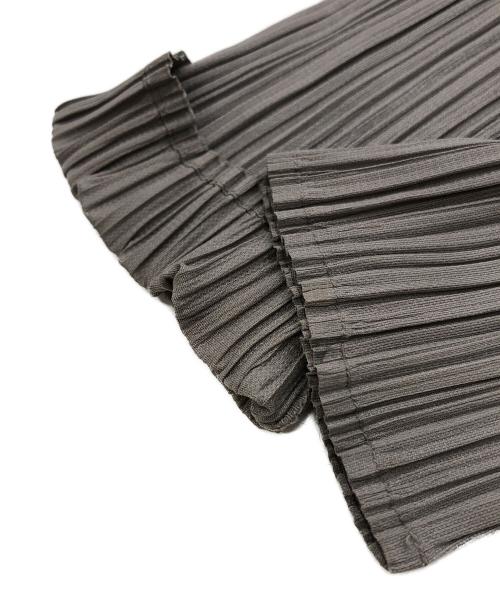 PLEATS PLEASE（プリーツプリーズ）PLEATS PLEASE (プリーツプリーズ) モックネックプリーツカットソー グレー サイズ:3の古着・服飾アイテム