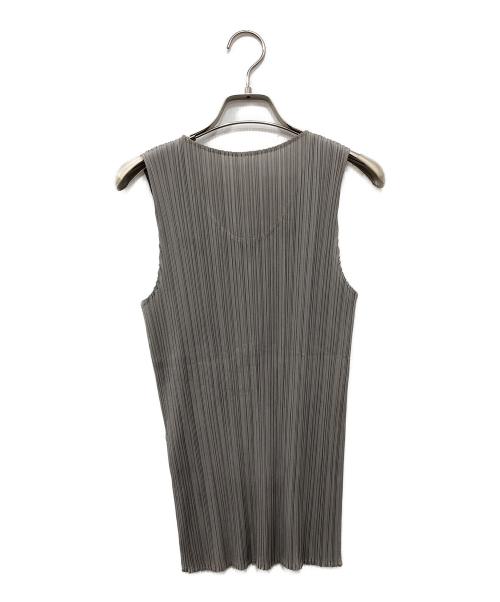 PLEATS PLEASE（プリーツプリーズ）PLEATS PLEASE (プリーツプリーズ) ノースリーブプリーツカットソー グレー サイズ:3の古着・服飾アイテム