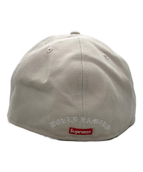 New Era（ニューエラ）New Era (ニューエラ) SUPREME (シュプリーム) Gold Cross S Logo キャップ (ゴールド クロス エス ロゴ キャップ) ベージュ サイズ:下記参照の古着・服飾アイテム