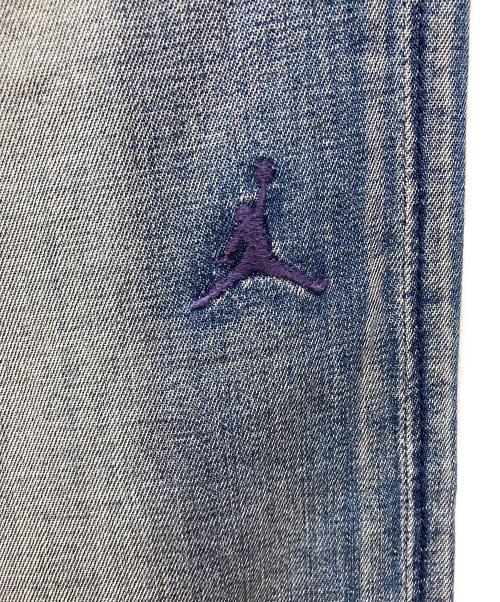 JORDAN（ジョーダン）JORDAN (ジョーダン) 刺繍バギーデニムパンツ ブルー サイズ:36の古着・服飾アイテム