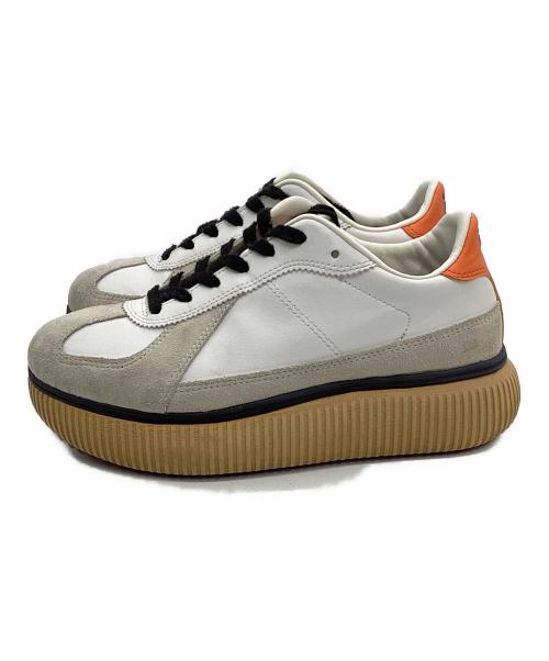 Onitsuka Tiger（オニツカタイガー）Onitsuka Tiger (オニツカタイガー)  DELECITY（デレシティ）スニーカー ホワイト×ベージュ サイズ:US５の古着・服飾アイテム