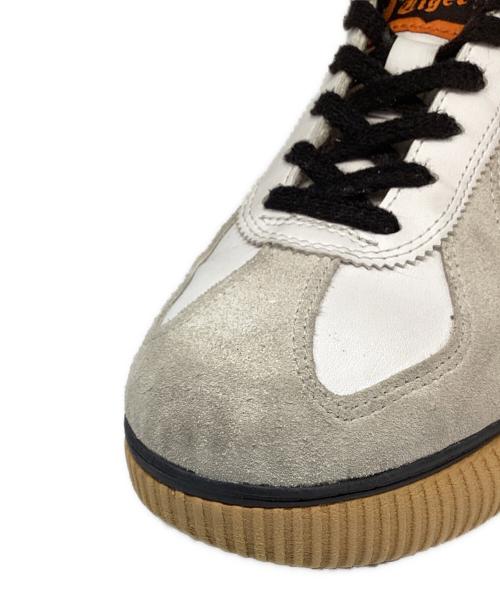Onitsuka Tiger（オニツカタイガー）Onitsuka Tiger (オニツカタイガー)  DELECITY（デレシティ）スニーカー ホワイト×ベージュ サイズ:US５の古着・服飾アイテム