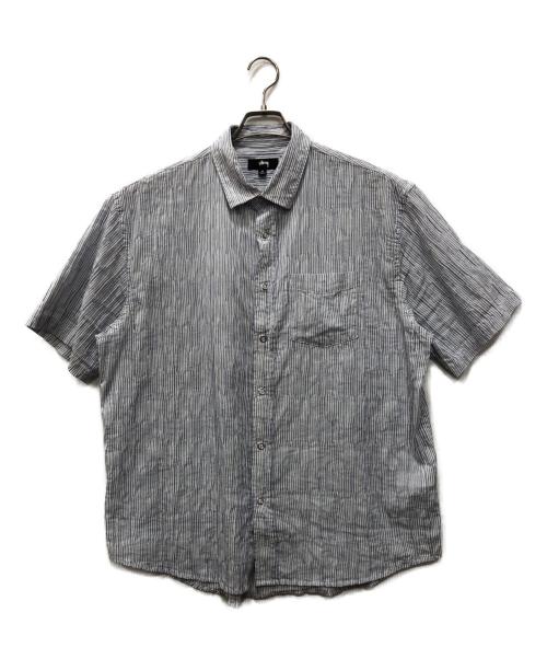 stussy（ステューシー）stussy (ステューシー) WAVY STRIPED SHORT SLEEVE SHIRT ブルー サイズ:Mの古着・服飾アイテム