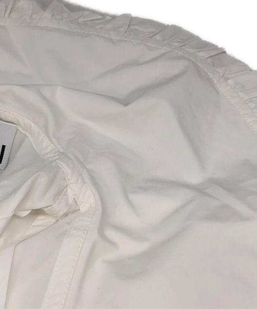 GANNI（ガニー）GANNI (ガニー) コットンポプリン Vネックラッフルブラウス ホワイト サイズ:36の古着・服飾アイテム
